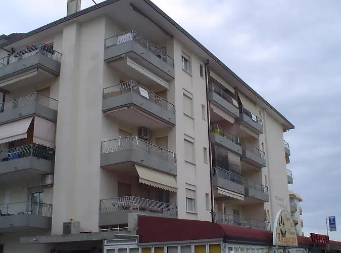 In 33248 Lido di Jesolo